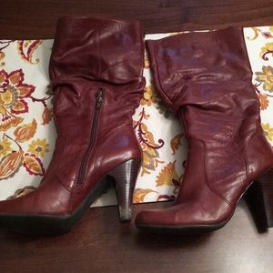 Guess boots. Size 9m. Medium Brown Leather
